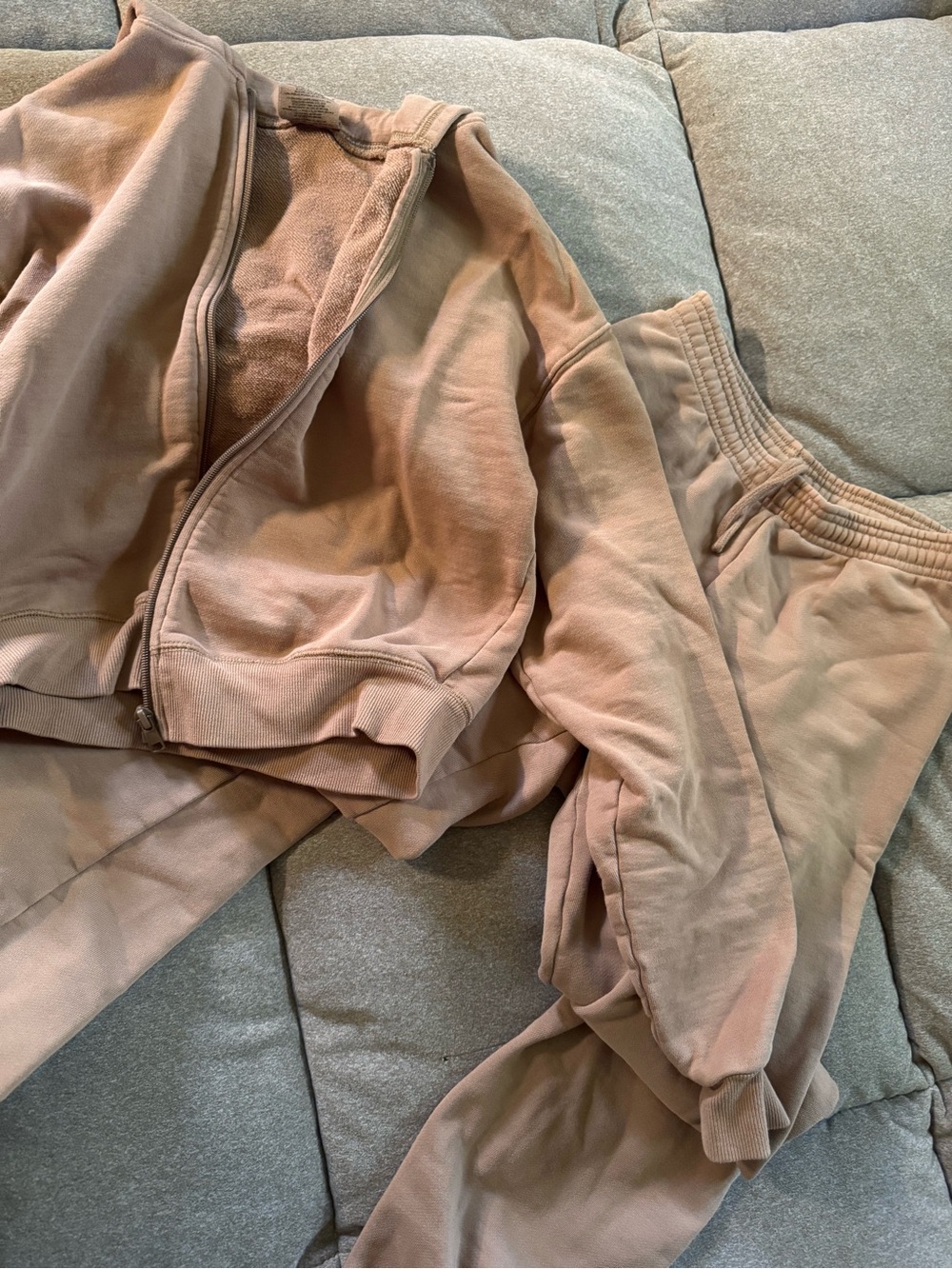 SKIMS Zip Hoodie & Joggers Set - Dusty Rose Tan